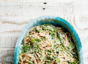 Alfredo Cremoso de Garbanzos con Verduras de Primavera: Receta Vegana Fácil