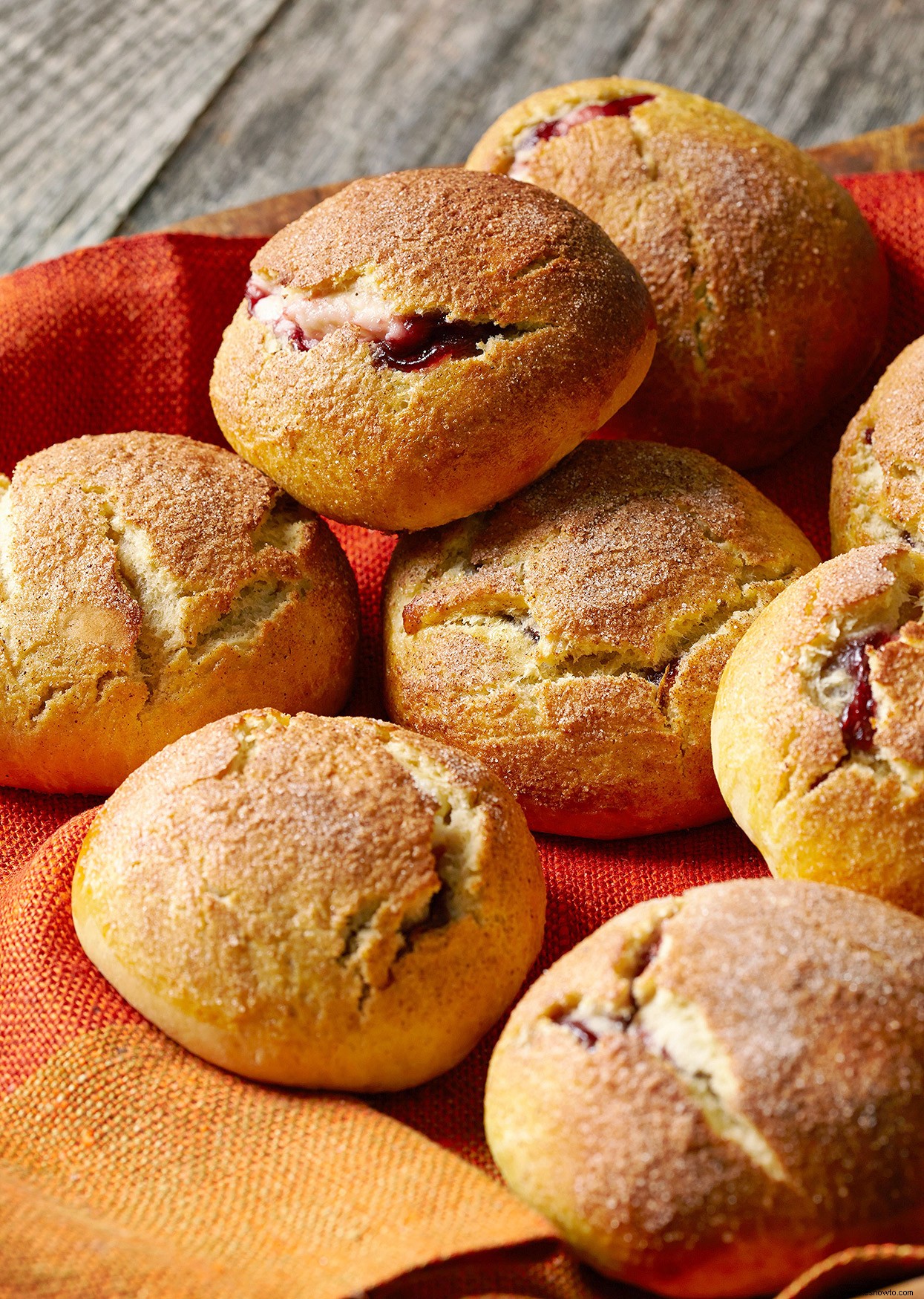 Huachibolas (Rollitos De Mermelada Y Queso Crema) 