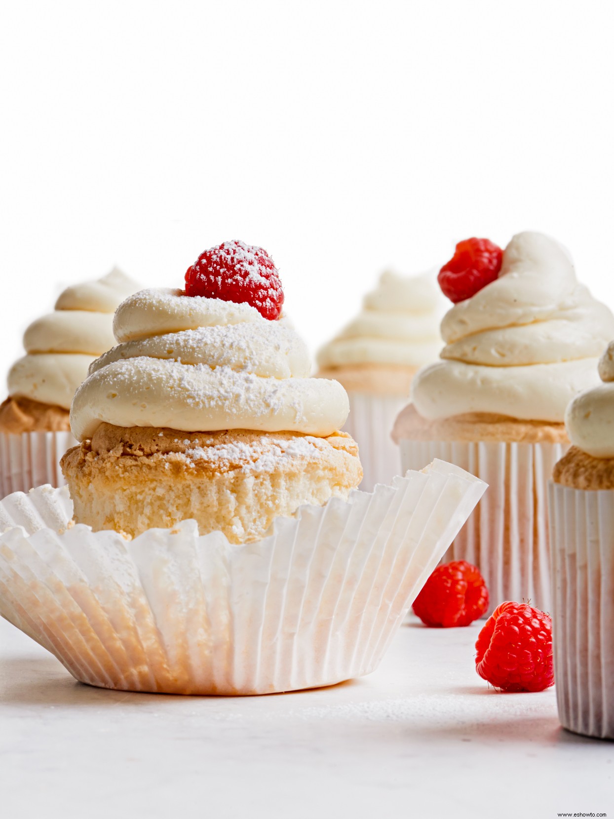 Pasteles de ángel de frambuesa 