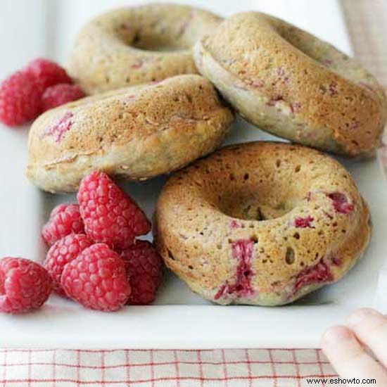 Rosquillas de frambuesa y limón al horno 