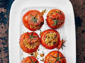 Tomates Rellenos de Arroz Sucio con Salchicha Italiana: Receta Fácil y Sabrosa