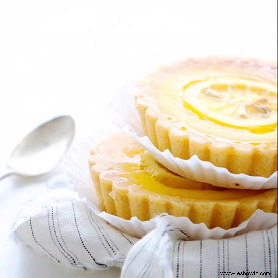 Mini tartaletas de vainilla y limón confitado 
