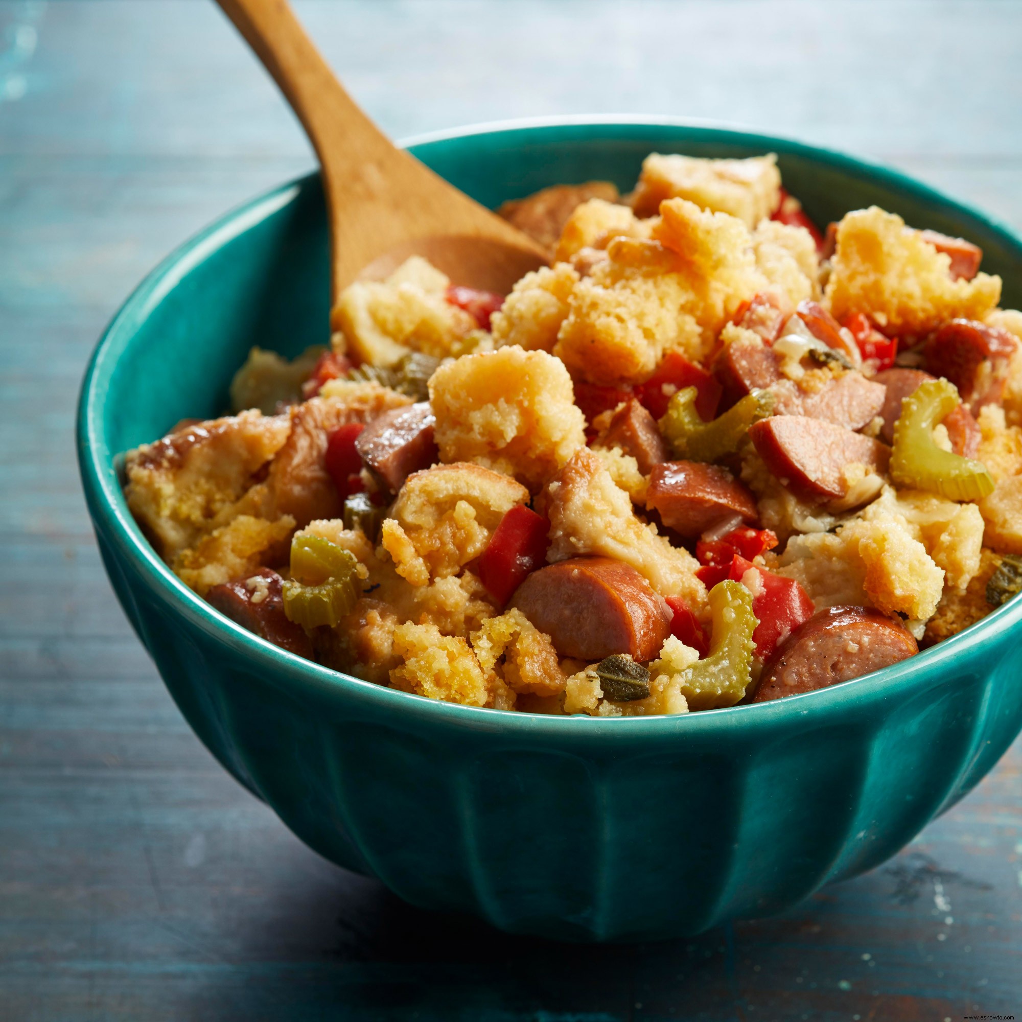 Relleno De Pan De Maíz Andouille 