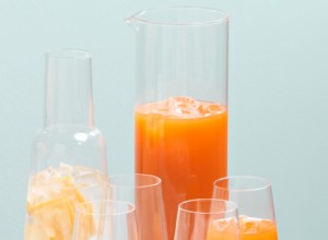 Súper Jugo Spritzer: Cóctel Sin Alcohol Refrescante con Zanahoria, Piña y Maracuyá