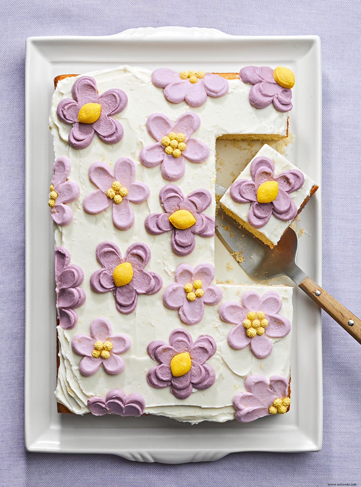 Pastel de limón, lavanda y semillas de amapola 