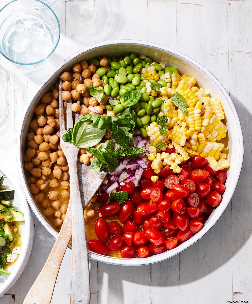 Ensalada De Frijoles, Maíz Y Tomate 