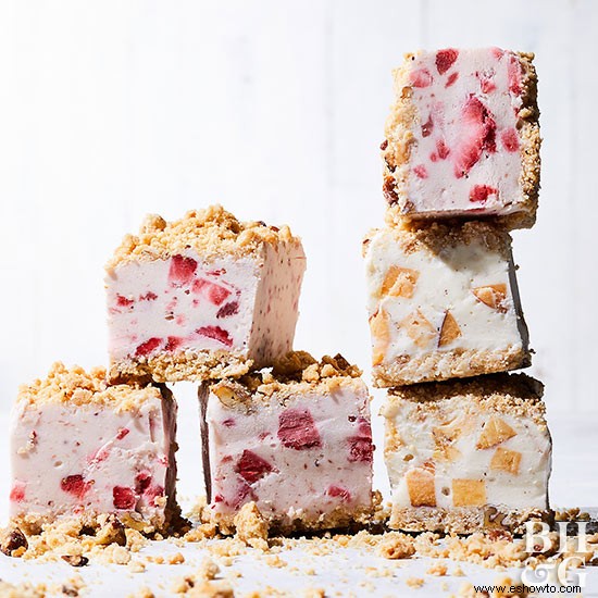 Barras de helado crujientes de frutas de verano 