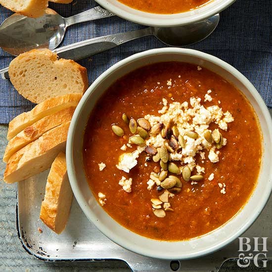 Sopa De Tomate Asado Y Poblano 