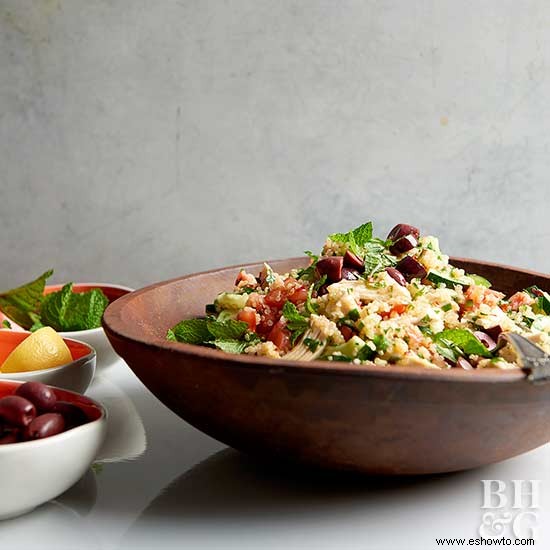 Tazones de tabulé de pollo y quinoa 