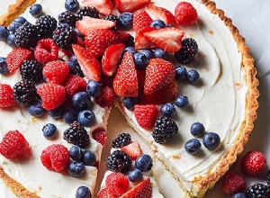 Tarta Decadente de Bayas Frescas y Nata Cremosa | Receta Casera Infalible