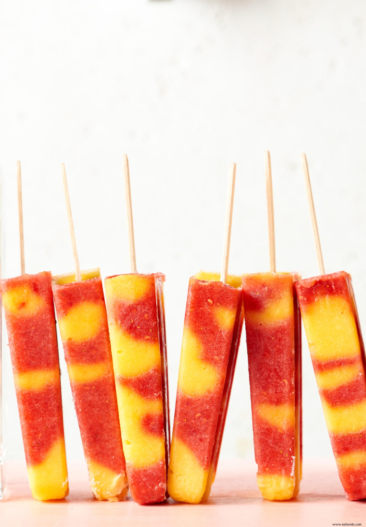 Paletas de frutas en capas 