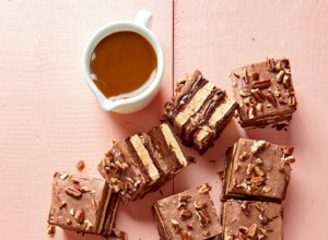 Cuadraditos de Helado de Caramelo y Pacanas: Receta Fácil de Postre Congelado en Capas