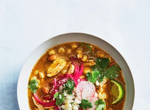 Pozole con Frijoles Pintos y Queso Fresco 