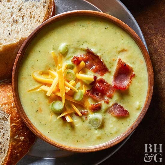 Sopa De Brócoli Y Papas Con Curry En Polvo 