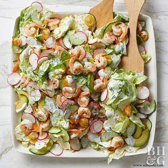 Ensalada De Camarones Marinados Con Aderezo Cremoso De Eneldo 