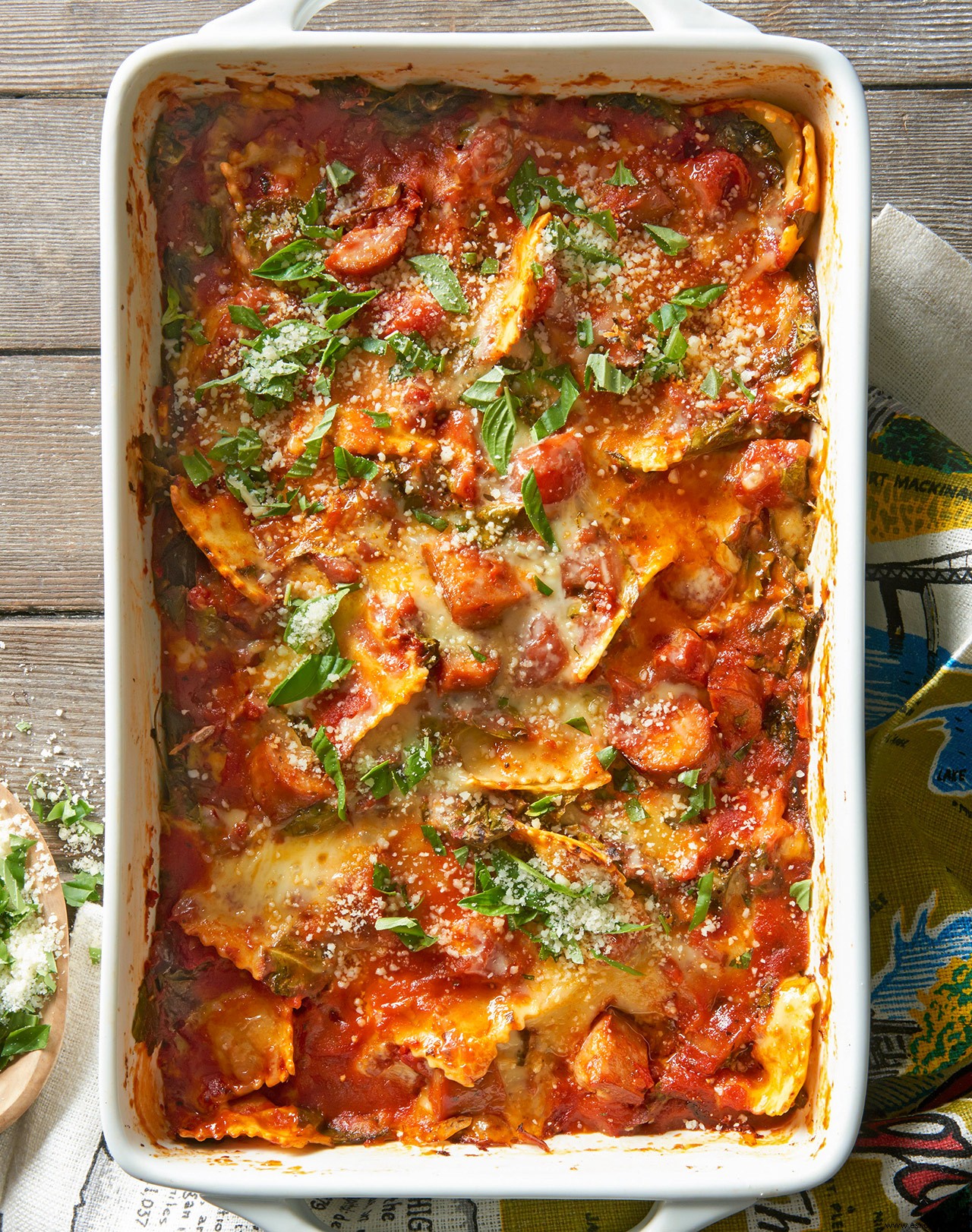 Lasaña de Ravioli con Baby Kale y Salchicha Italiana 