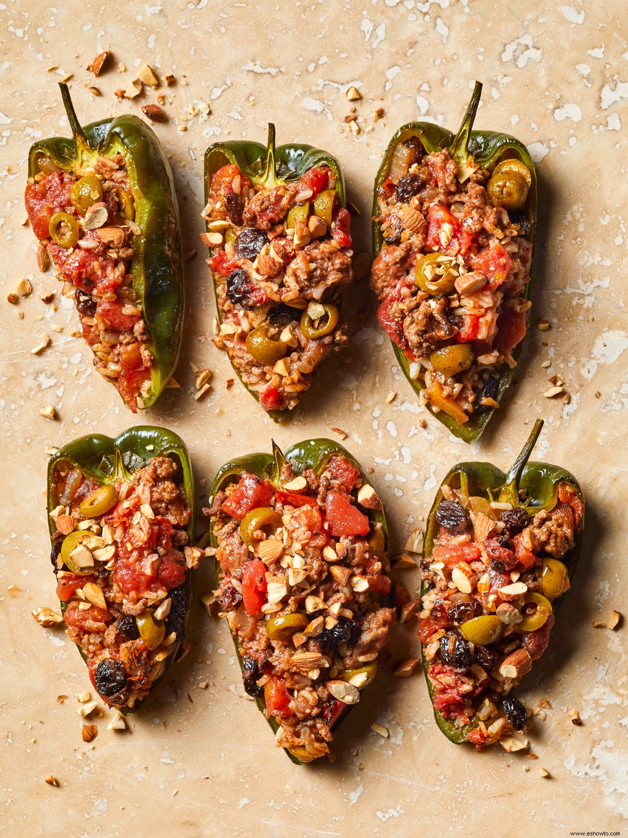 Poblanos Rellenos al Estilo Cubano 