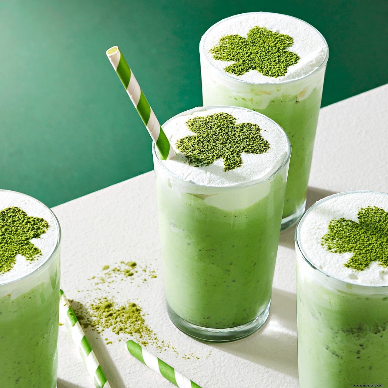 Batido de leche con menta y matcha 