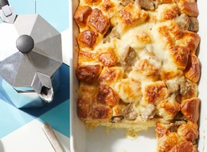 Cazuela de Salchicha, Huevo y Galletas: Receta Fácil y Reconfortante para Desayuno