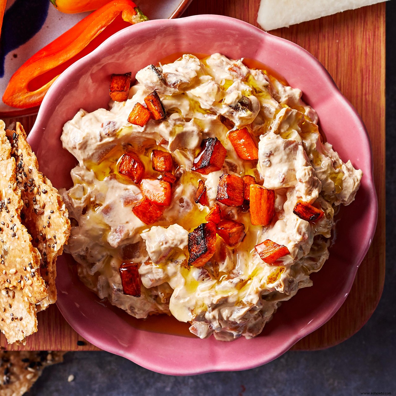 Dip de cebolla y zanahoria con chipotle 