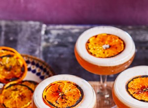 Añejo Sour de Naranja Quemada: Receta de Cóctel Exquisita con Tequila Añejo