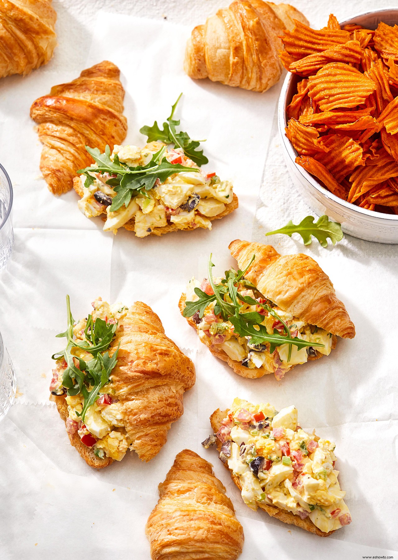 Sándwiches De Ensalada De Huevo Griego 