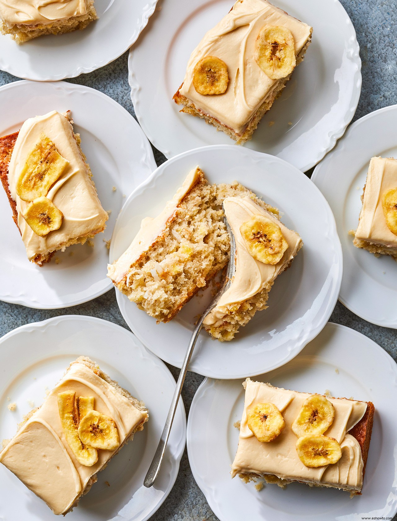 Pastel de colibrí con glaseado de caramelo 