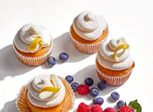 Cupcakes de Bayas Frescas y Limón: Receta Fácil y Deliciosa para el Verano