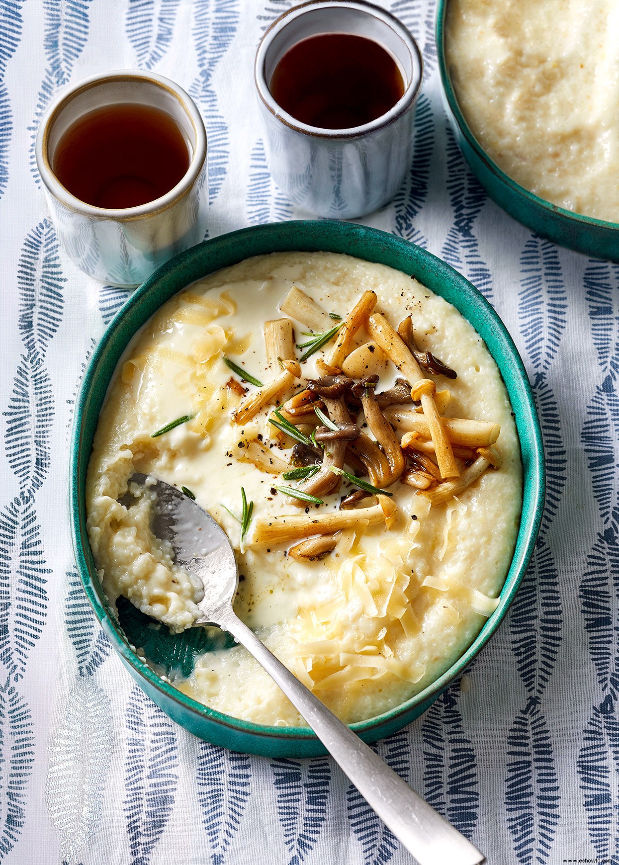 Tazón de sémola con queso 