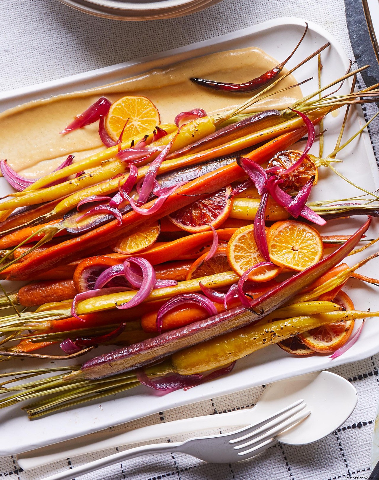 Zanahorias asadas pegajosas con cítricos 