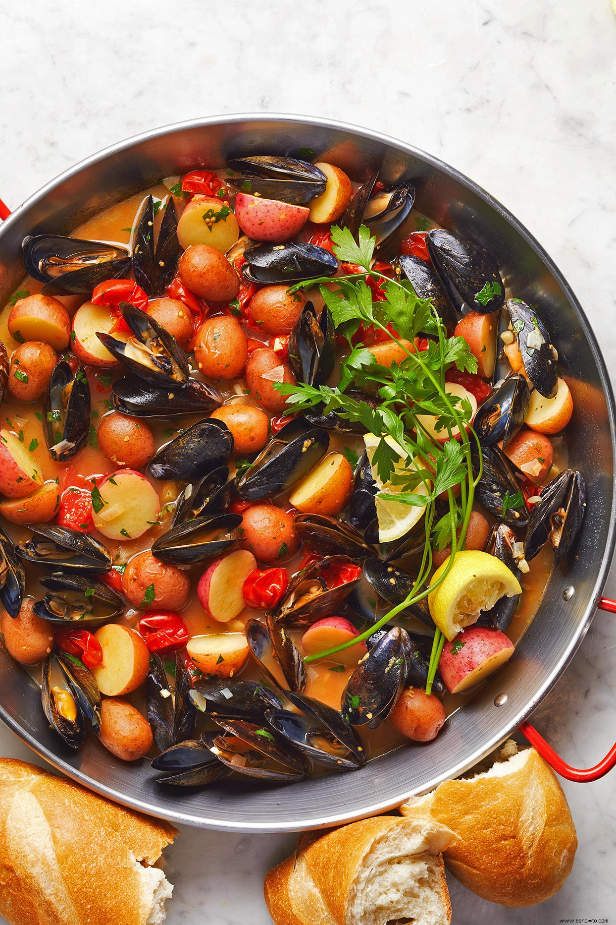 Mejillones al Limón con Tomates Cherry y Patatas 