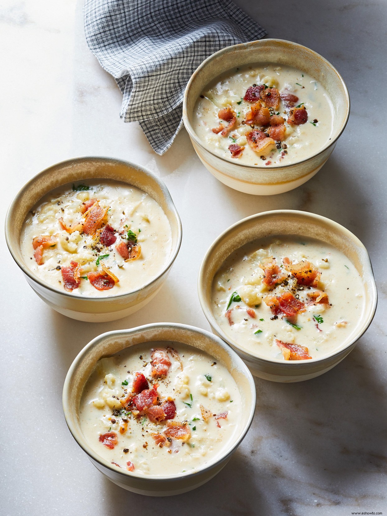 Sopa Ahumada De Coliflor Y Queso 