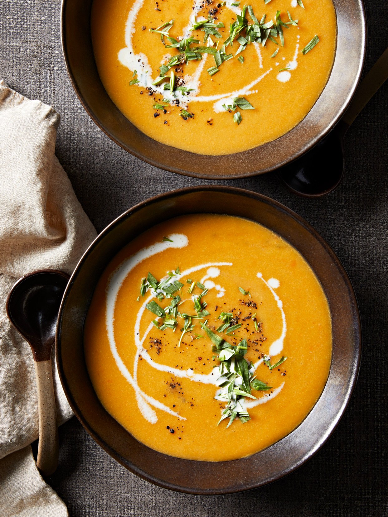 Sopa De Zanahoria Con Estragón Y Nata 