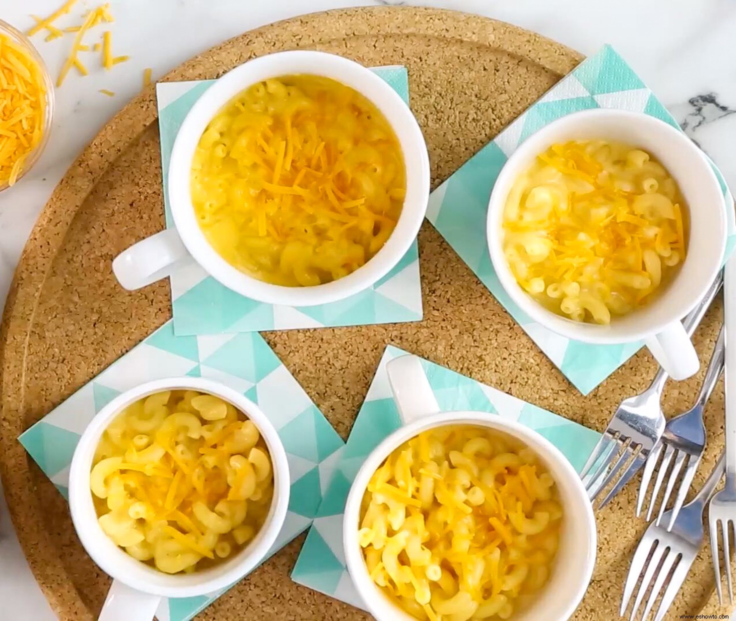 Macarrones con queso hechos en microondas 