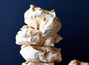 Merengues de Pistacho Salados: Crujientes por Fuera y Suaves por Dentro | Receta de Ina Garten