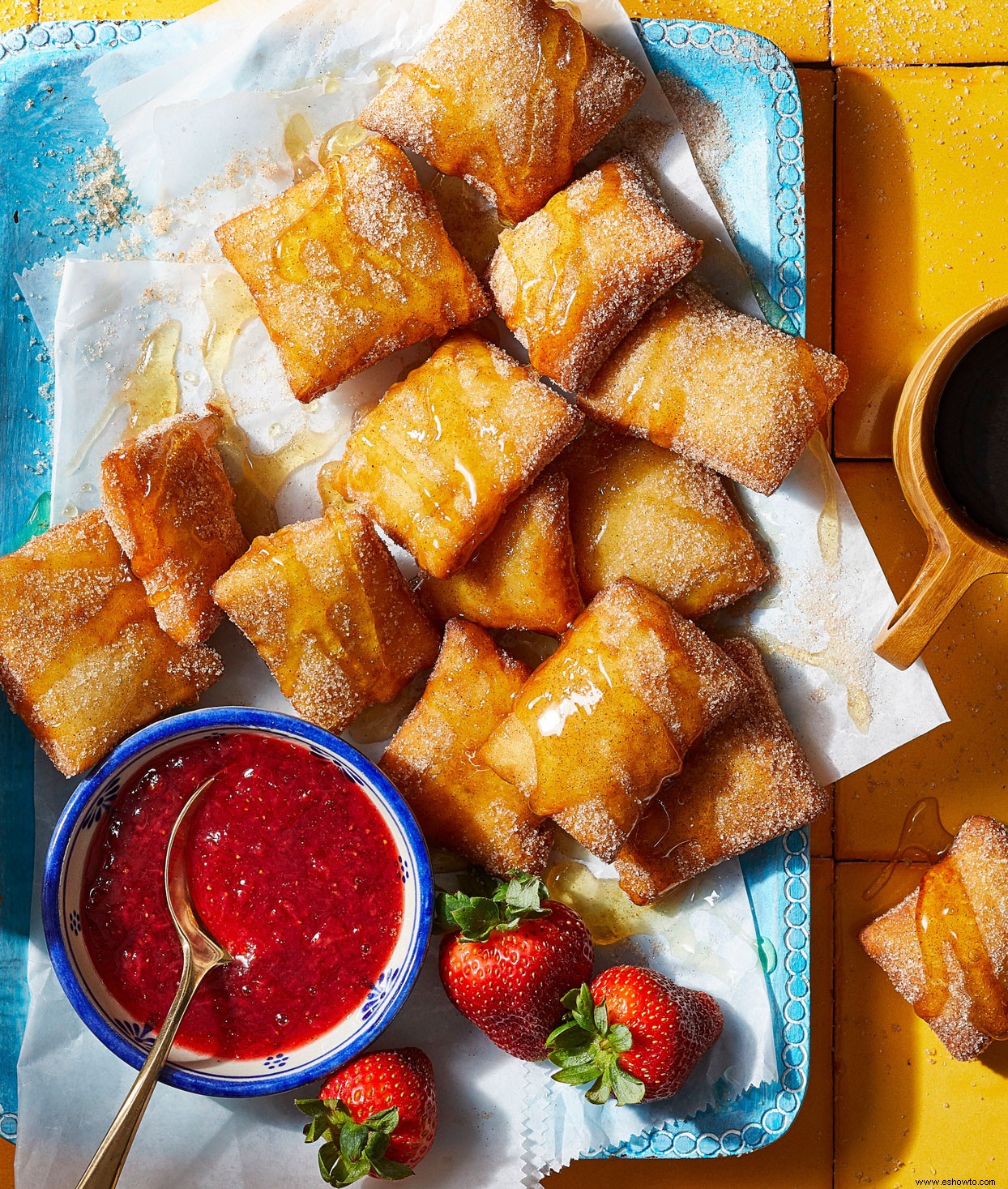 Sopaipillas con Café de Olla 