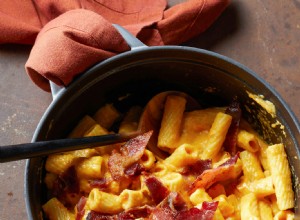 Pasta Cremosa de Calabaza, Gouda Ahumado y Tocino Crujiente – Lista en 25 Minutos
