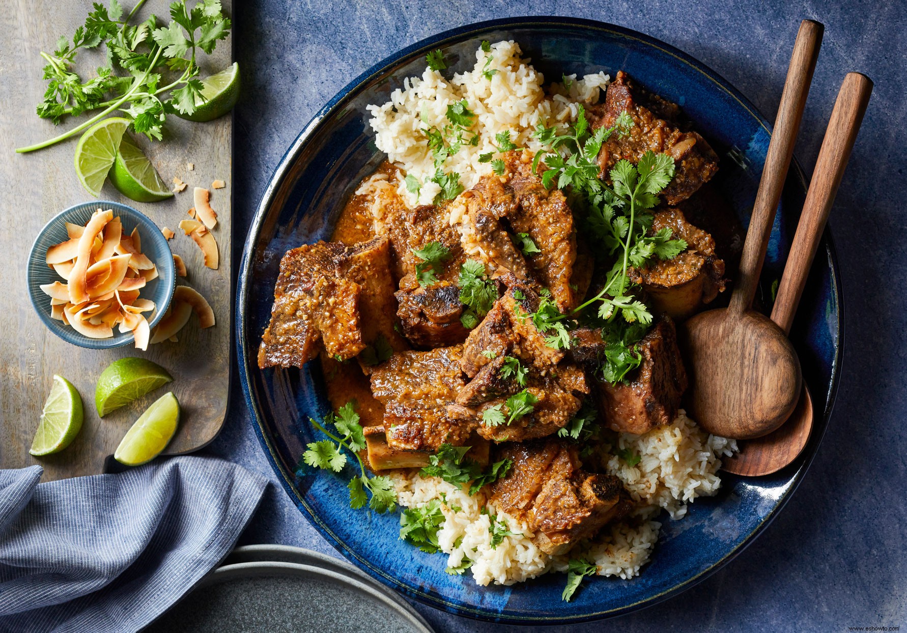 Costillas de jengibre, coco y curry 