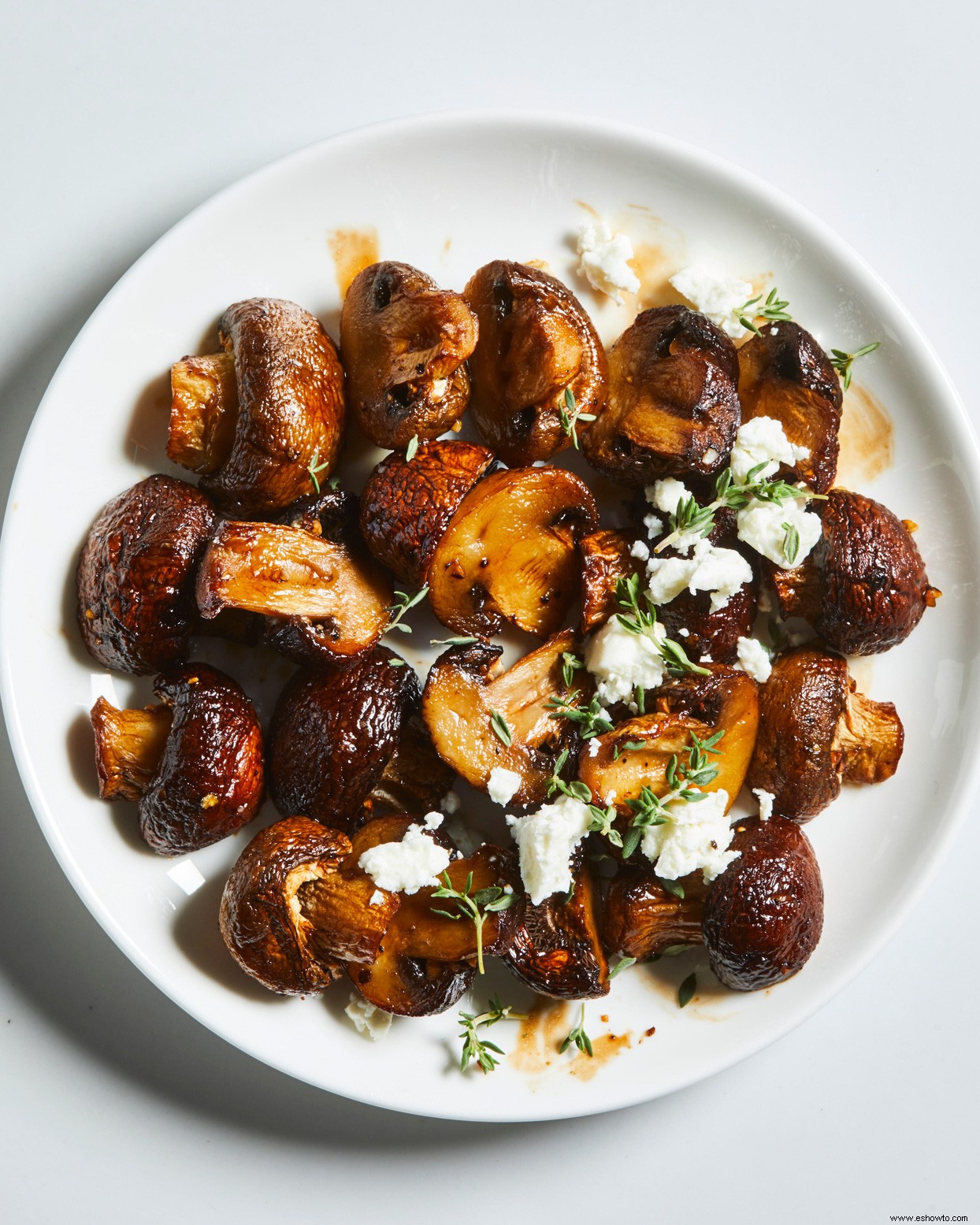 Champiñones Air-Fryer con Balsámico, Tomillo y Queso de Cabra 