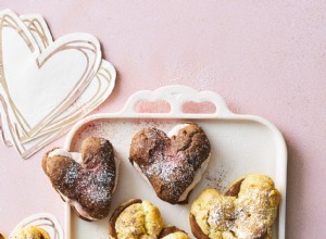Hojaldres de Crema de Chocolate en Forma de Corazón: Receta Fácil y Perfecta para San Valentín