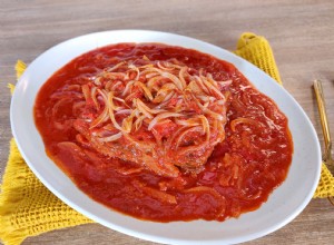 Bistec Suizo con Salsa de Pizza: Receta Clásica de Better Homes & Gardens (1963)