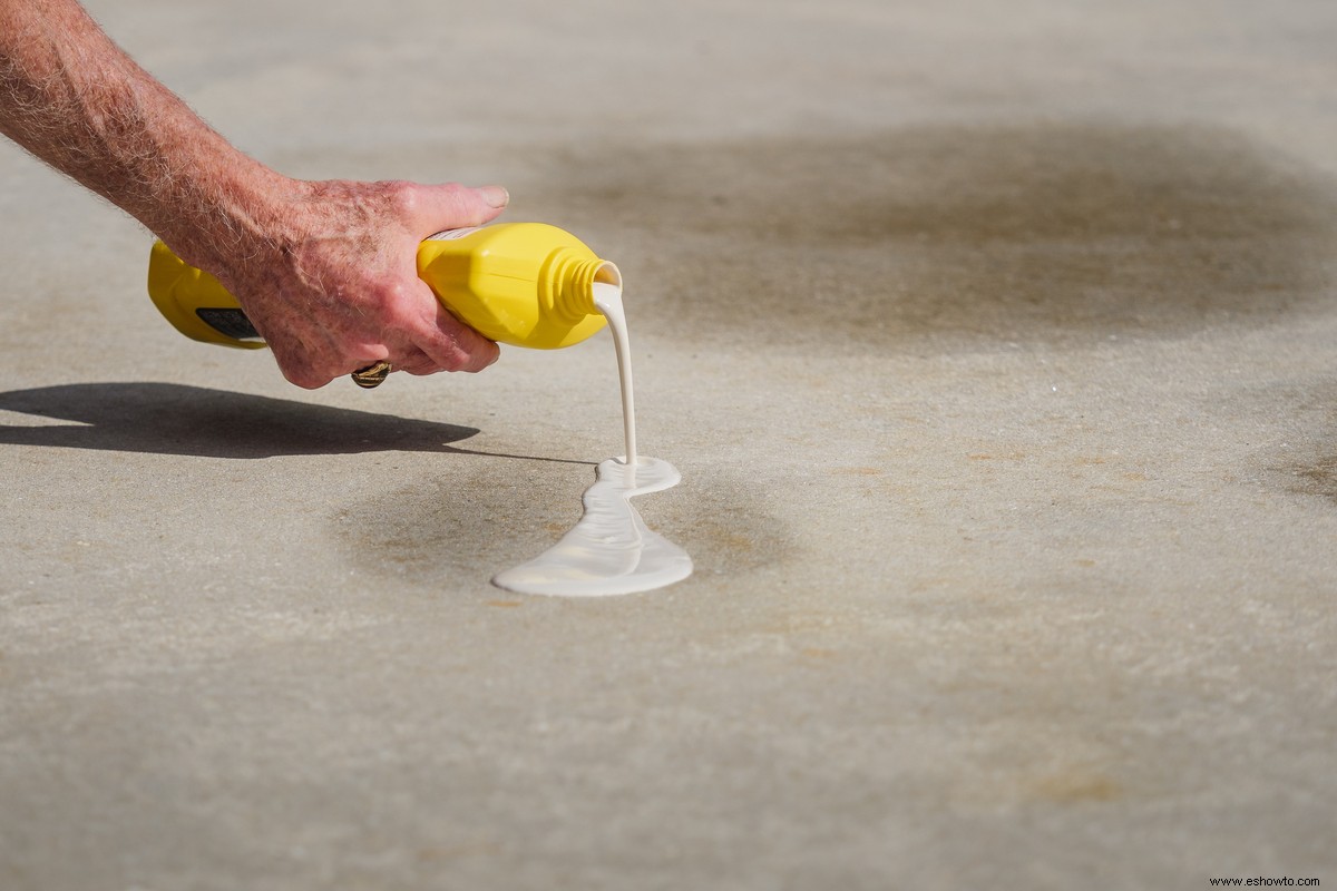 Cómo quitar todo tipo de manchas del concreto 