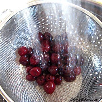 Cómo hacer puré de cerezas para bebés 