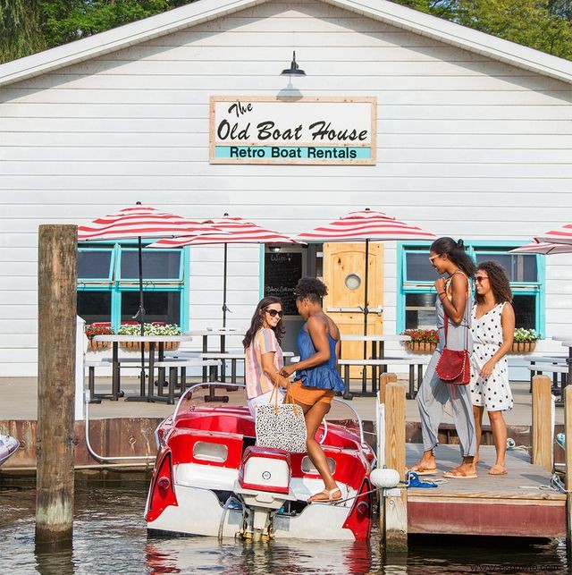 Esta pequeña ciudad playera de Michigan es el mejor lugar para la diversión veraniega a la antigua 