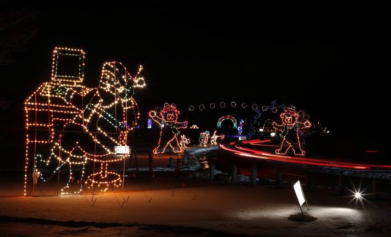 Las 38 mejores exhibiciones de luces navideñas en todo el país que son absolutamente impresionantes 