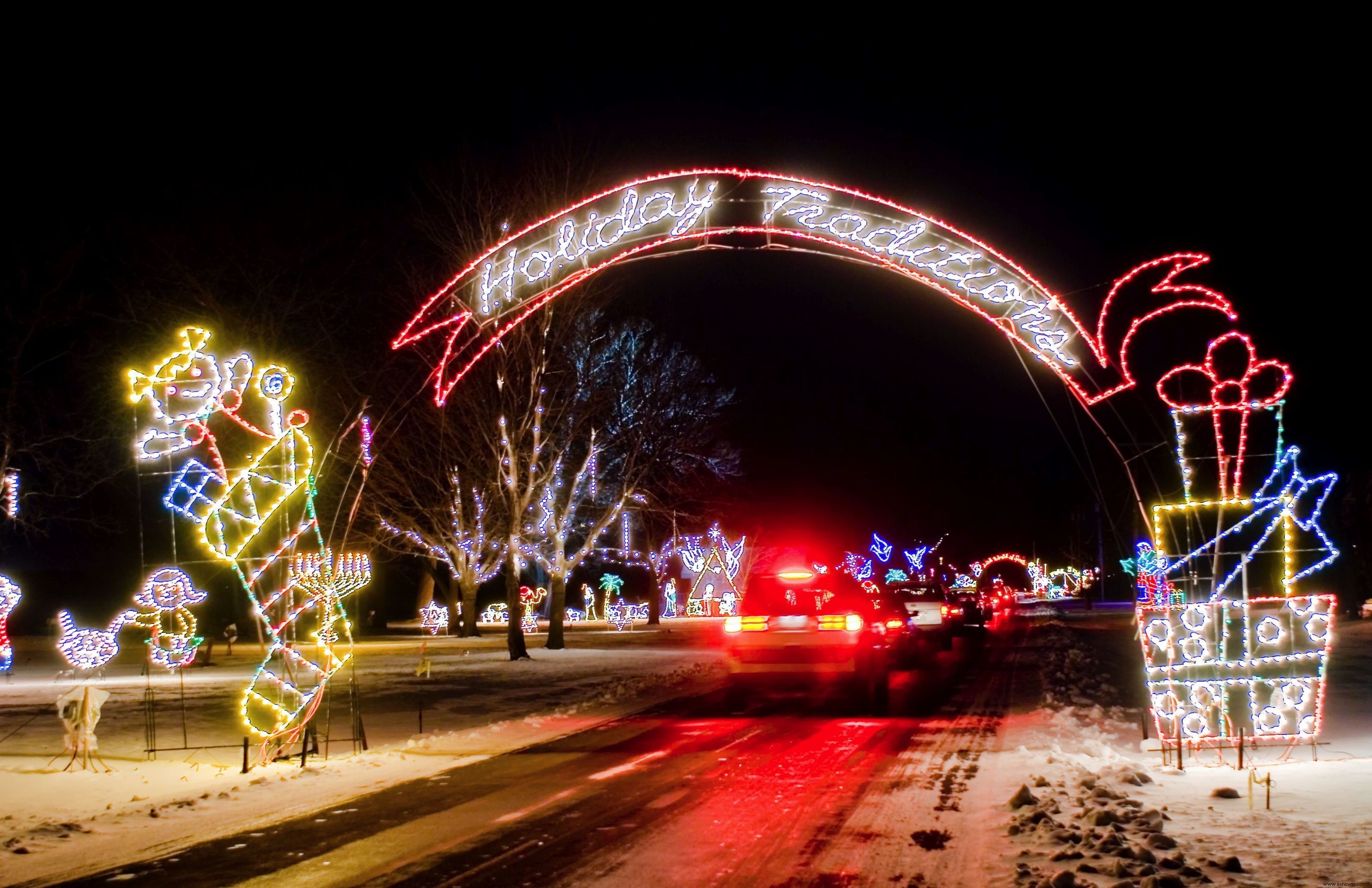 Las 38 mejores exhibiciones de luces navideñas en todo el país que son absolutamente impresionantes 