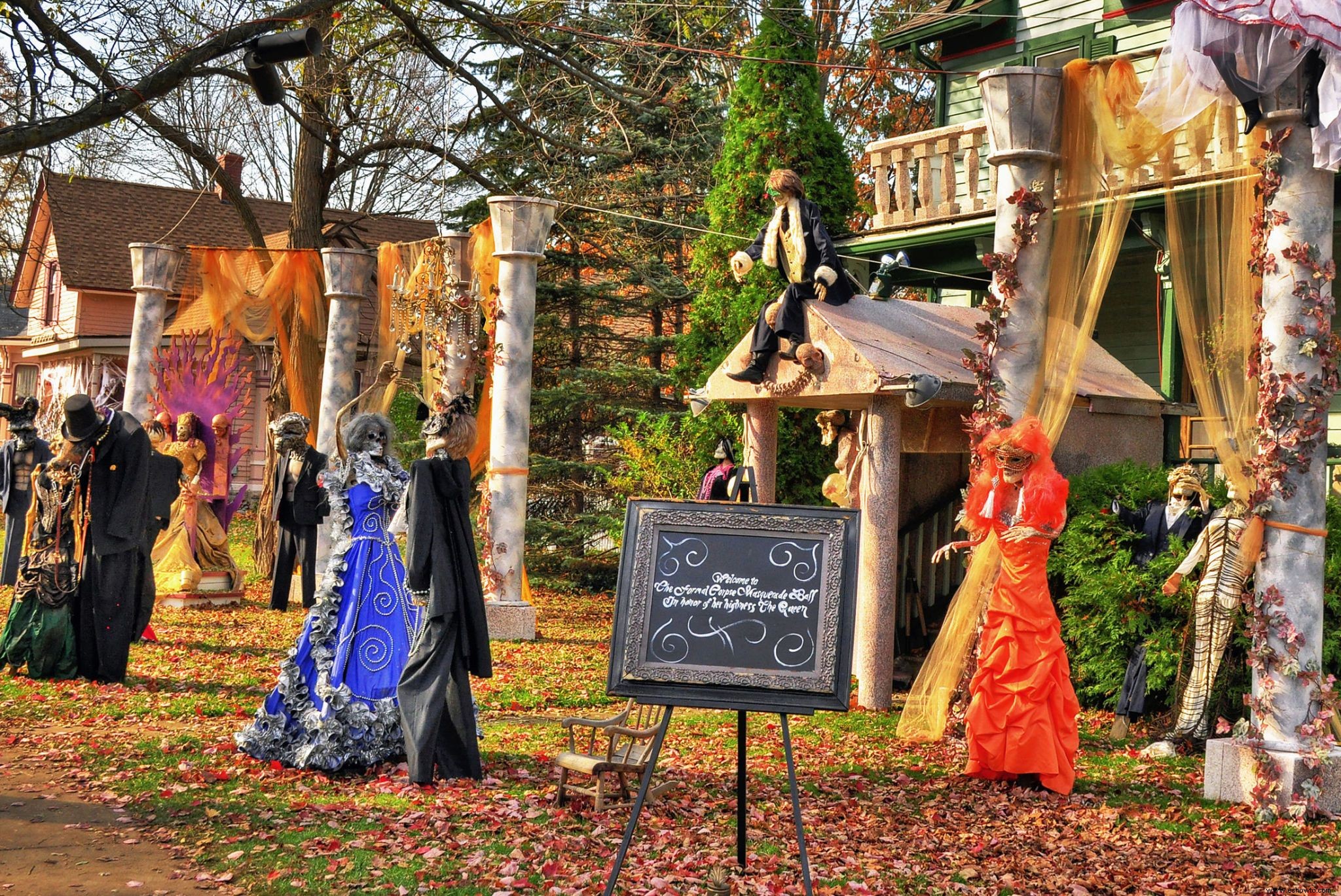 15 mejores pueblos pequeños para visitar este Halloween para casas embrujadas, ferias de comida y más 