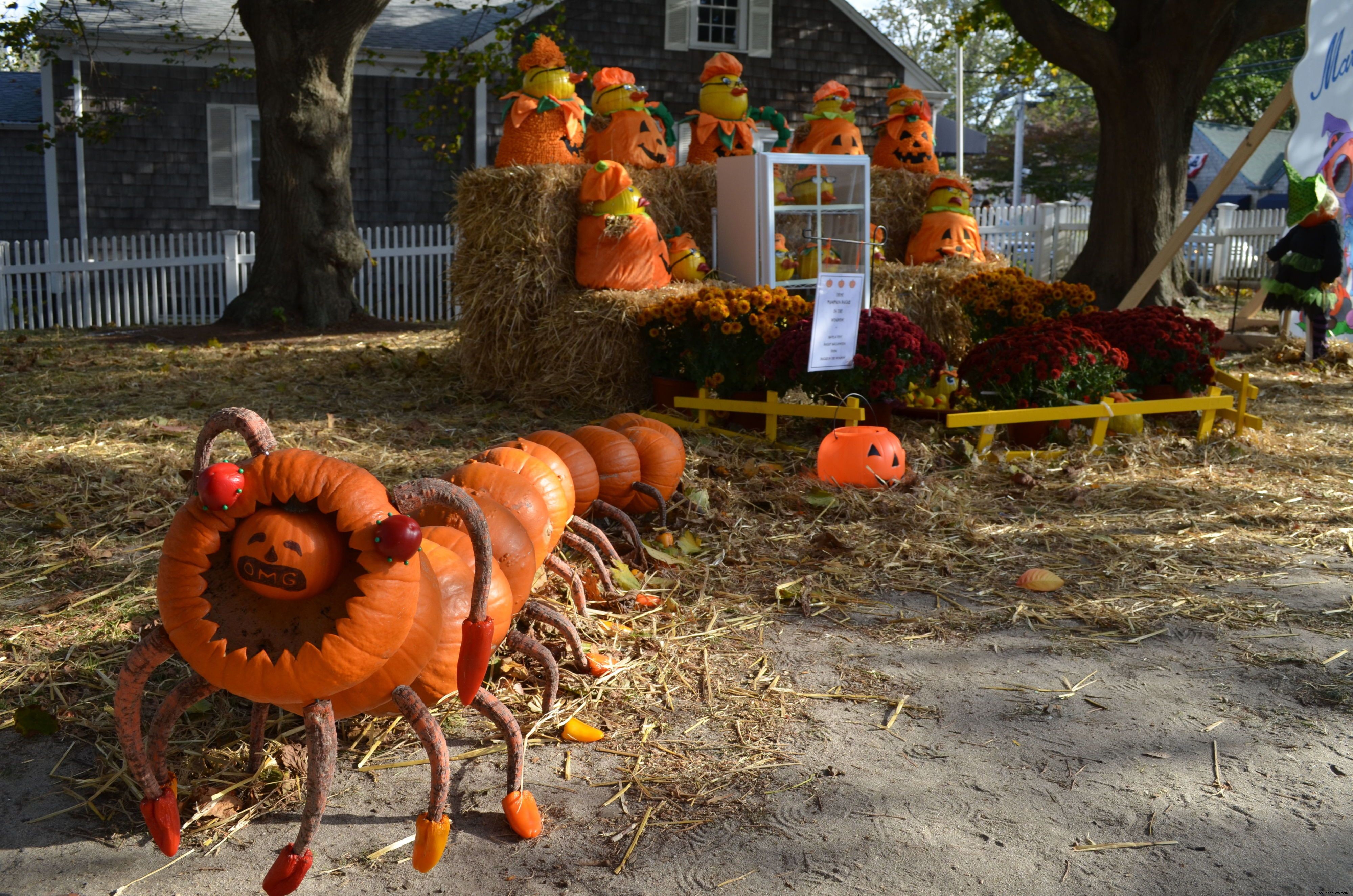 15 mejores pueblos pequeños para visitar este Halloween para casas embrujadas, ferias de comida y más 