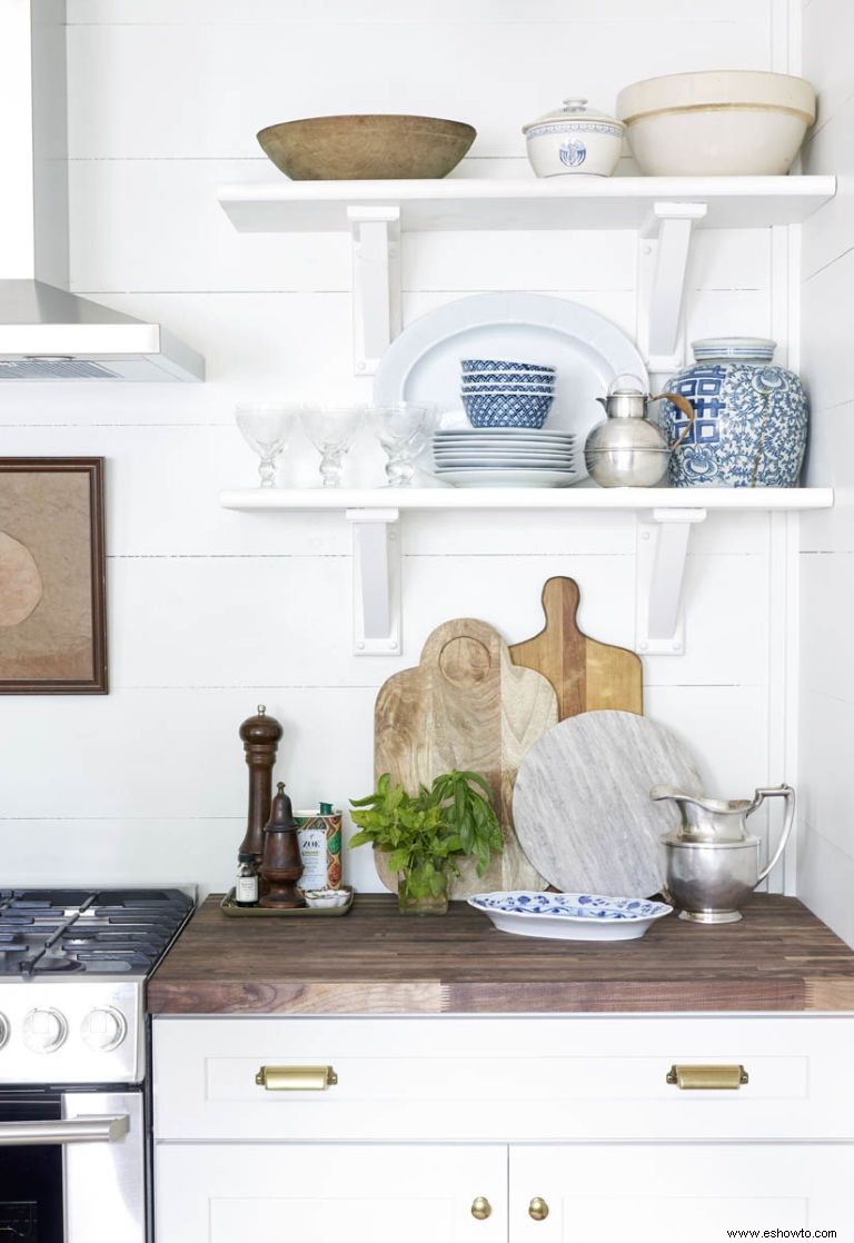 Antes y después:convertimos este espacio obsoleto en la cocina de la casa de campo de tus sueños 