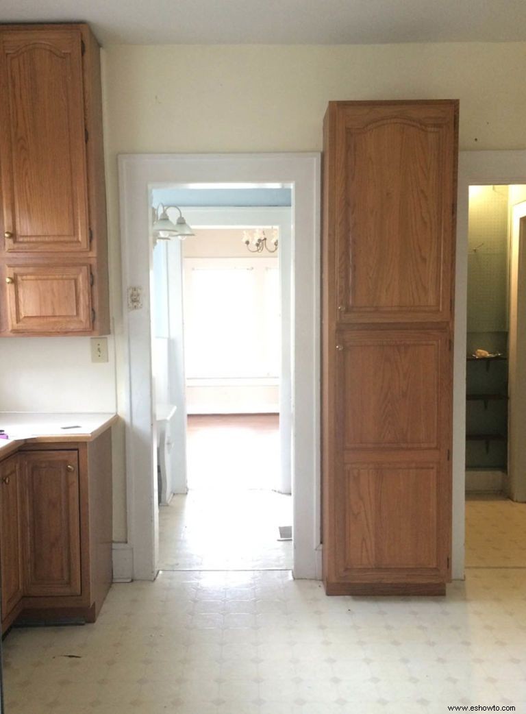 Antes y después:convertimos este espacio obsoleto en la cocina de la casa de campo de tus sueños 